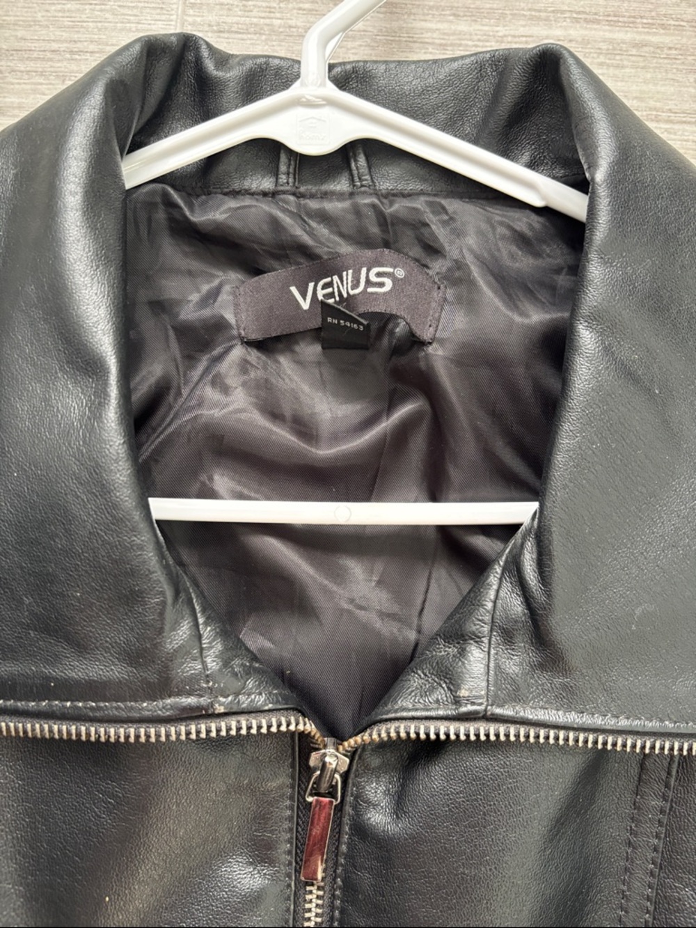 VENUS Black Leather Buckle-Accent Zip Jacket - Picture 4 of 6